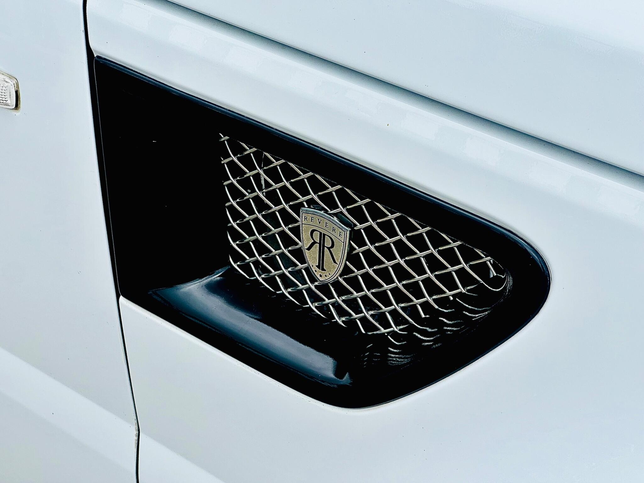 Land Rover Range Rover Sport view 13