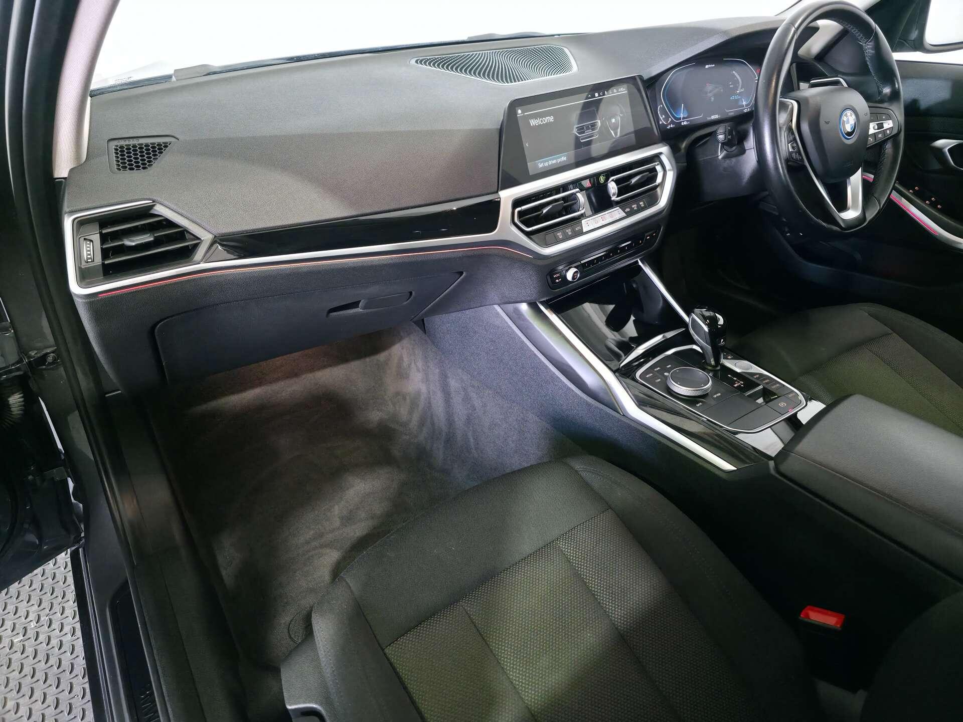 BMW 3 Series view 78