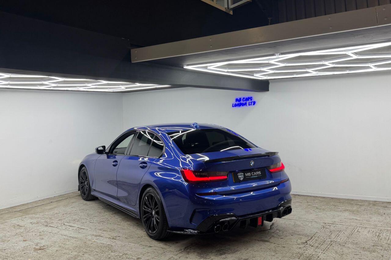 BMW 3 Series view 27