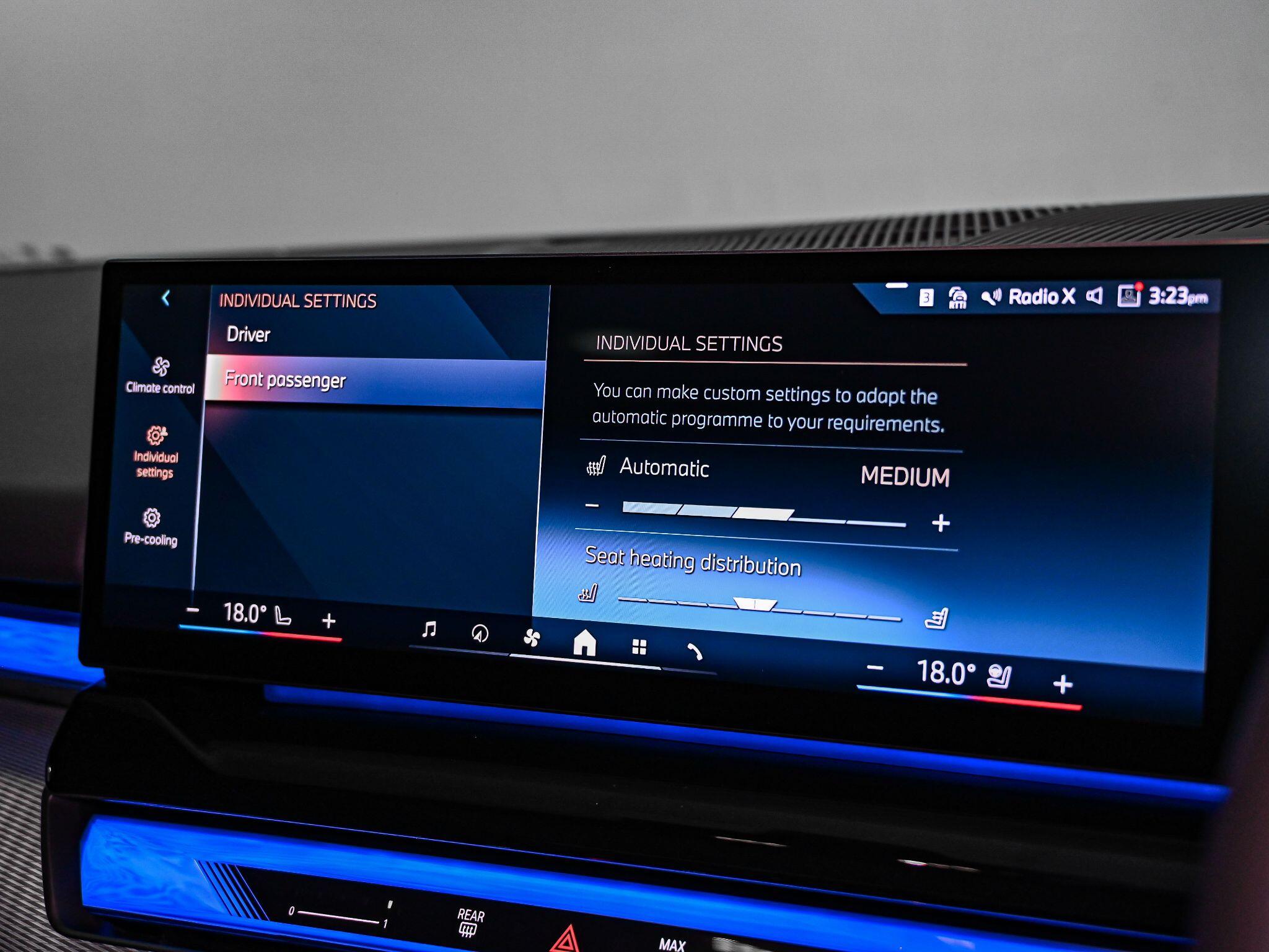 BMW 5 Series view 16