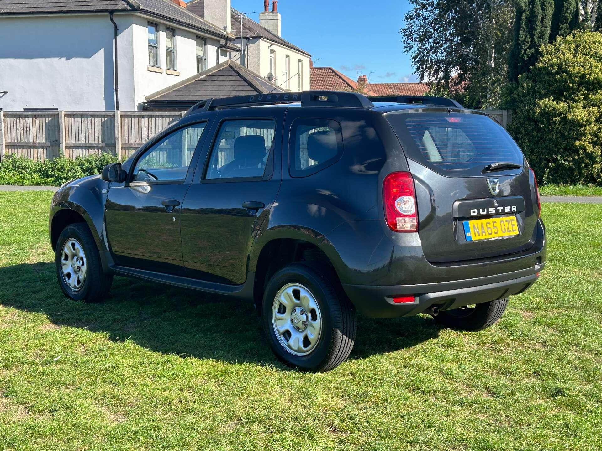 Dacia Duster view 7