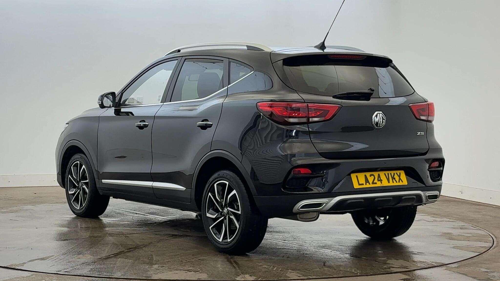 MG ZS