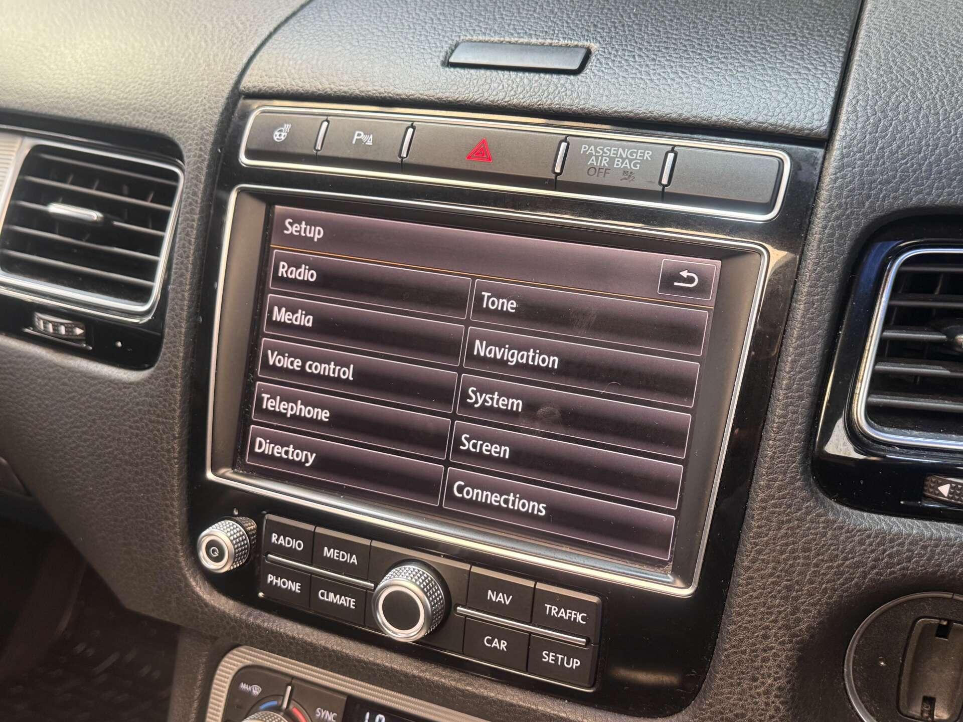 Volkswagen Touareg view 53