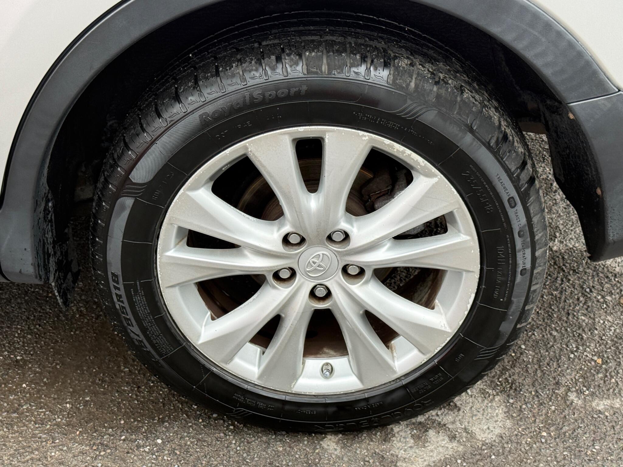 Toyota RAV4 - Image 28