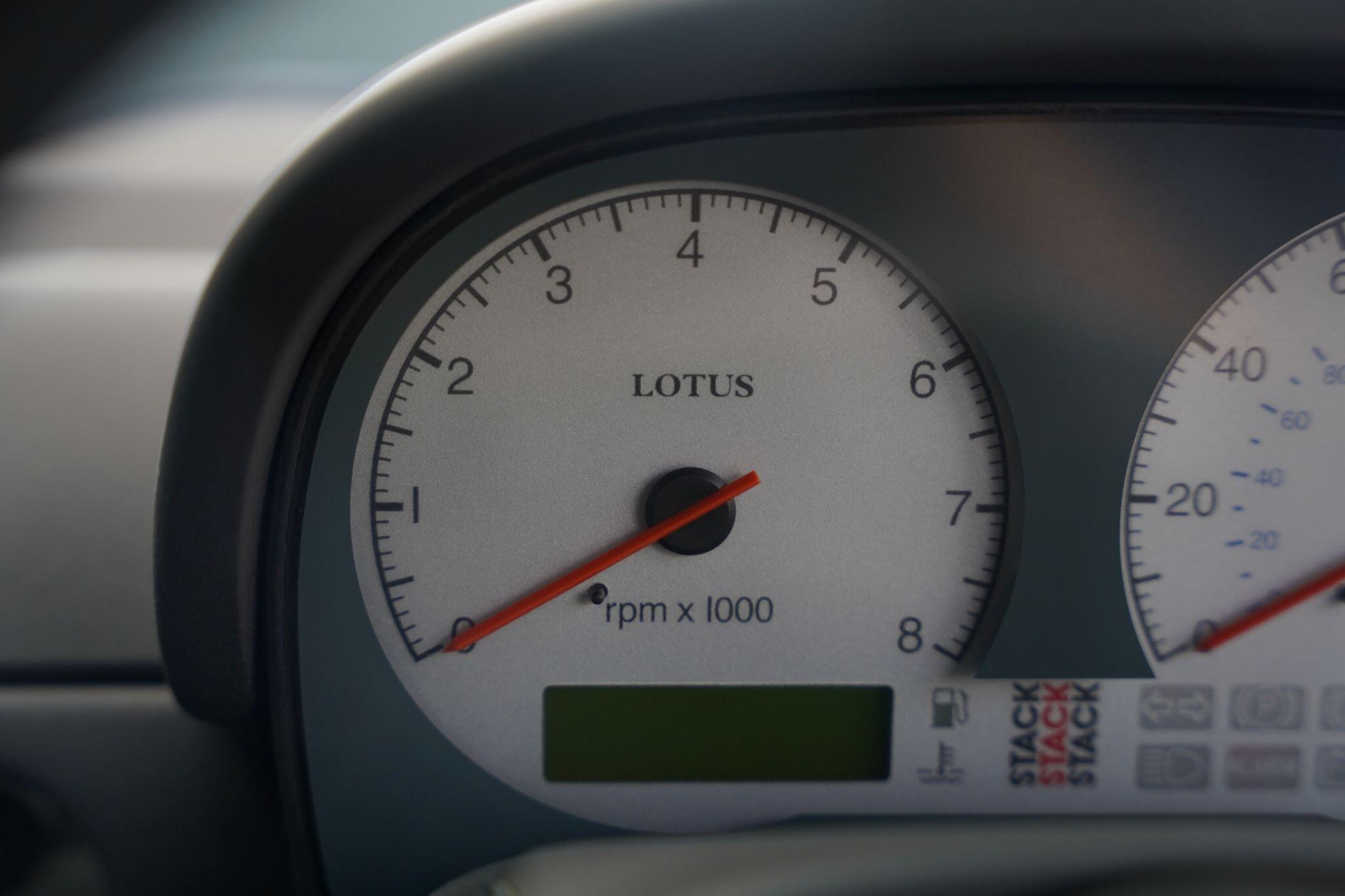 Lotus Elise view 83