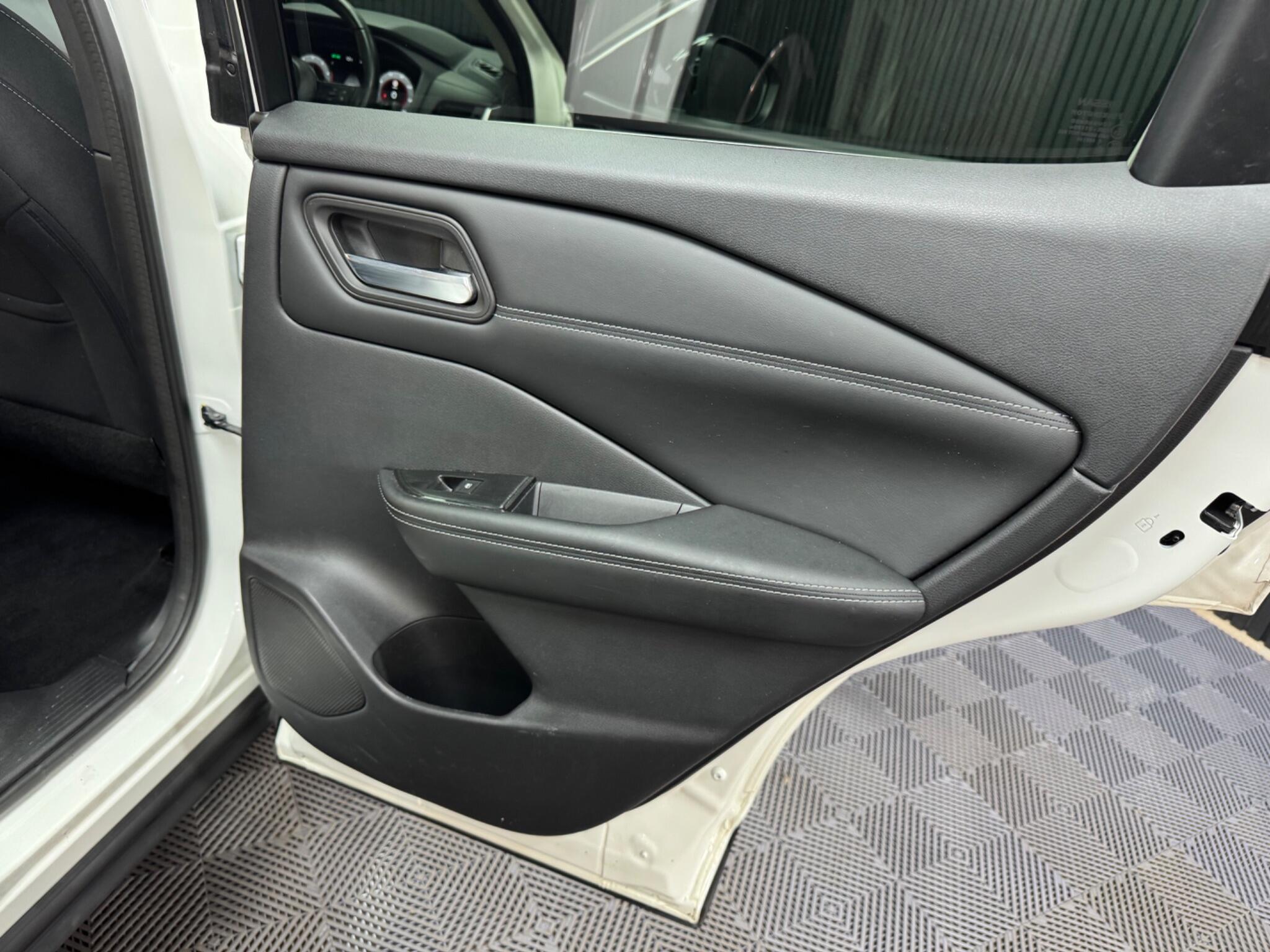 Nissan Qashqai view 32
