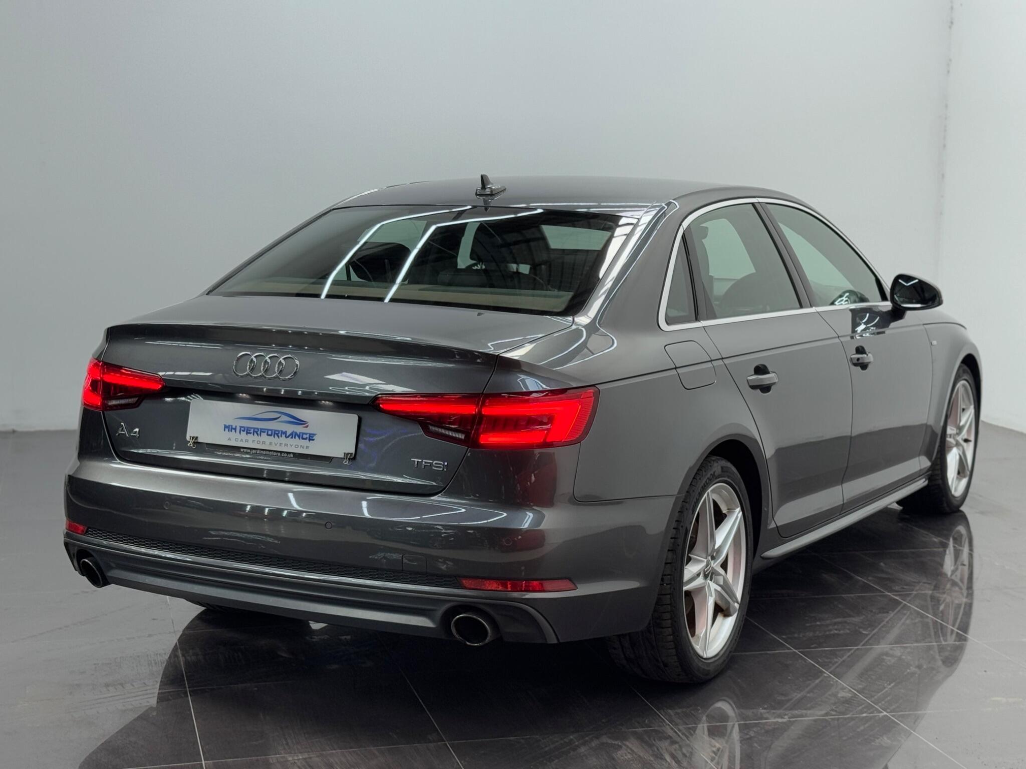 Audi A4 view 8