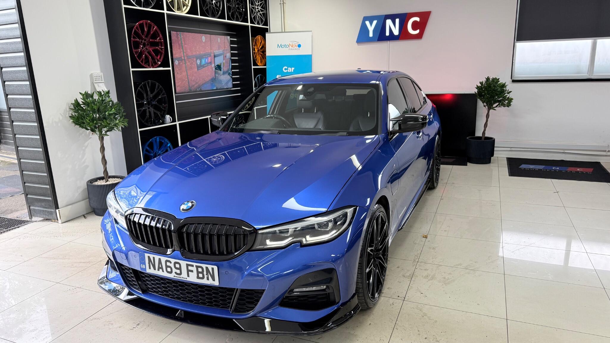 BMW 3 Series view 40