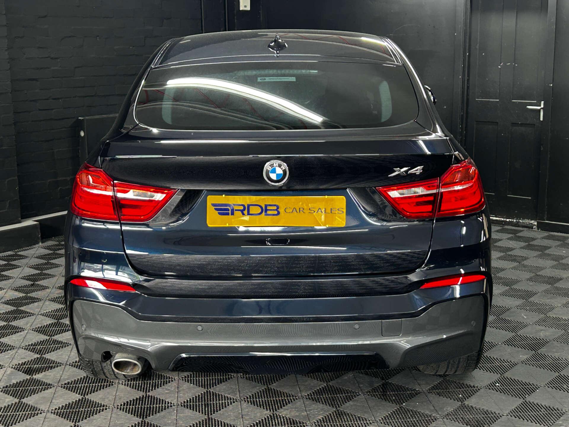 BMW X4 view 21
