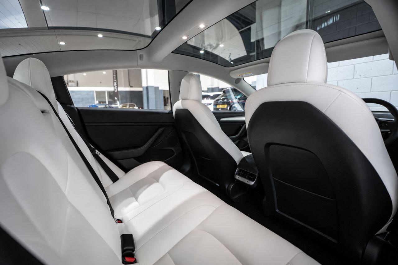 Tesla Model 3 view 23