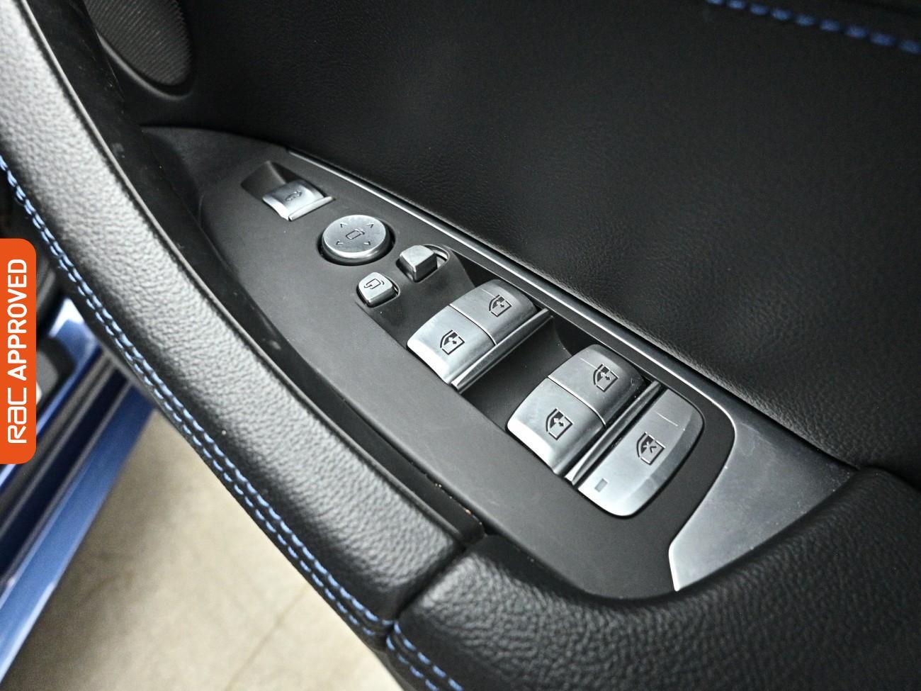 BMW Ix3 view 36