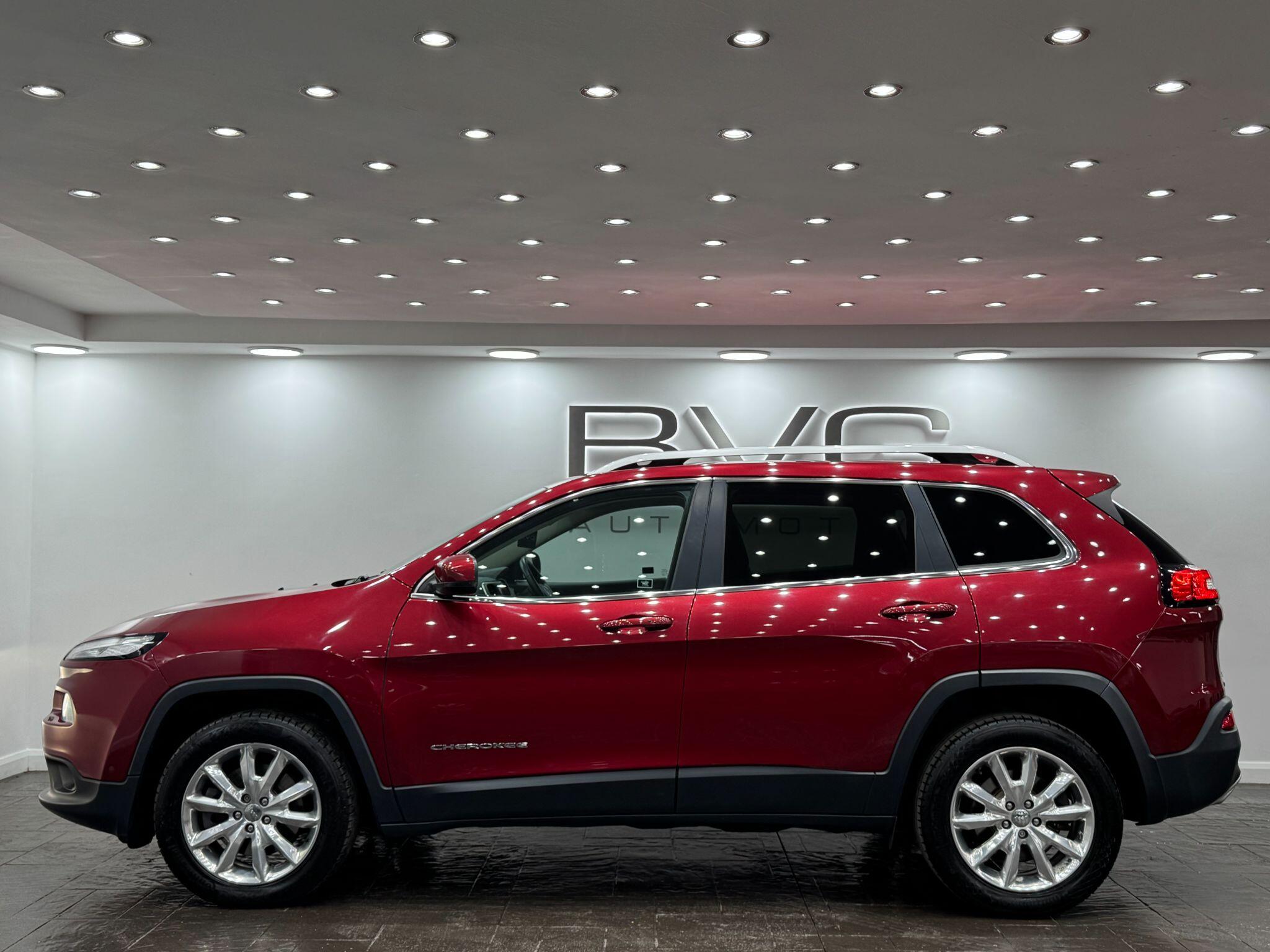 Jeep Cherokee view 15