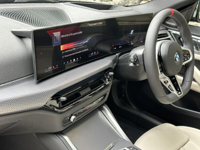 BMW i4 view 37