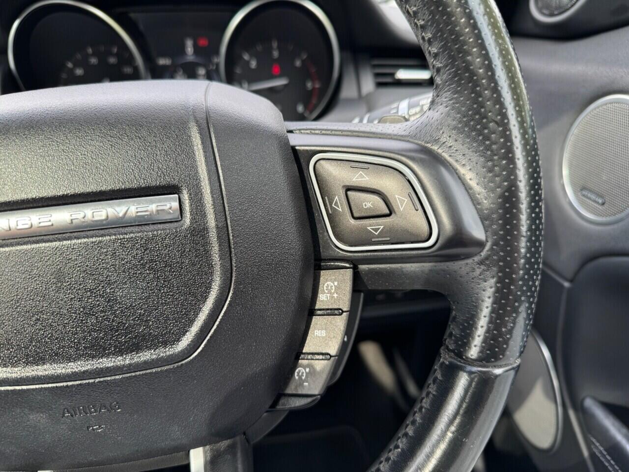 Land Rover Range Rover Evoque view 17