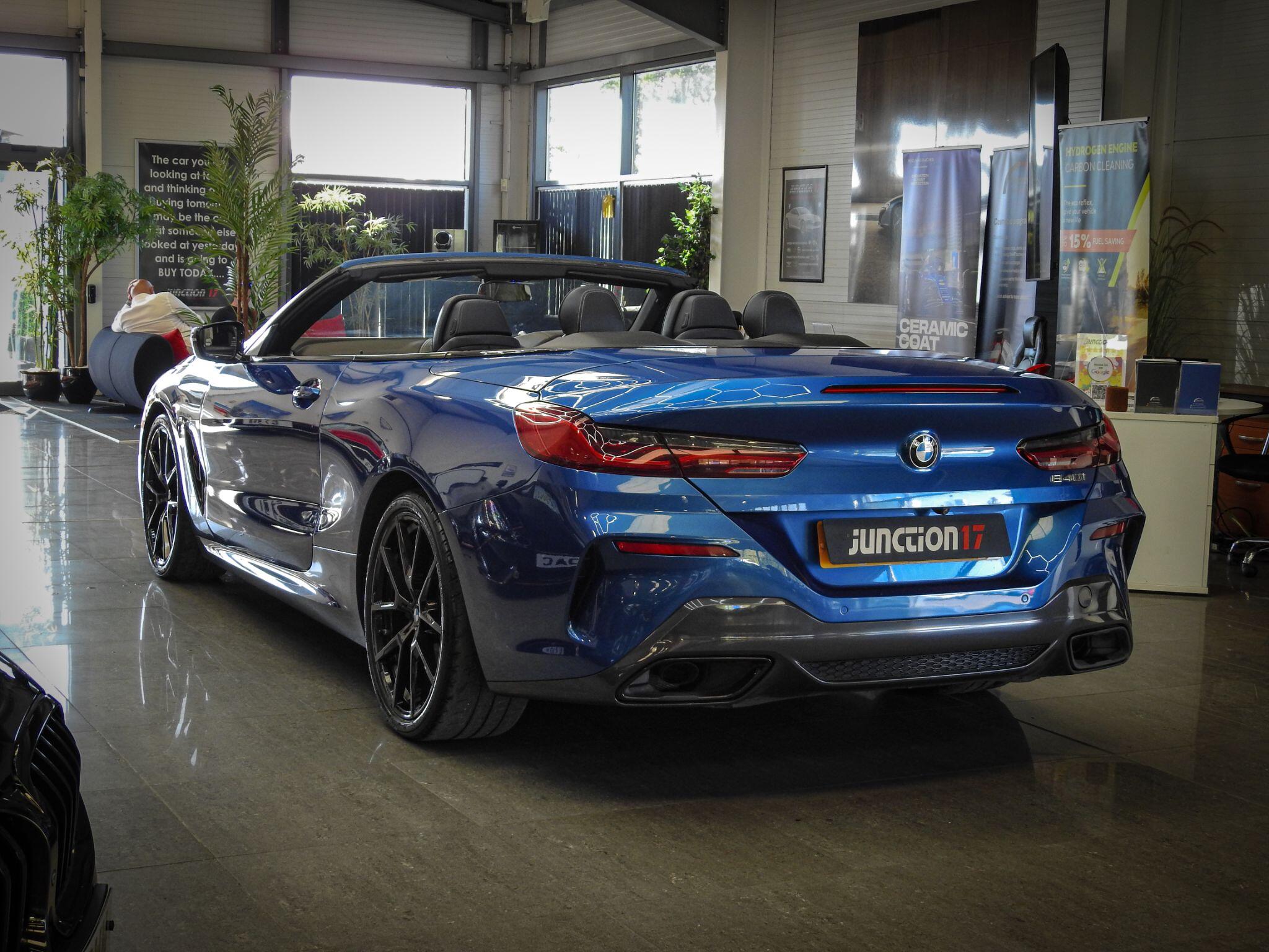 BMW 8 Series view 14