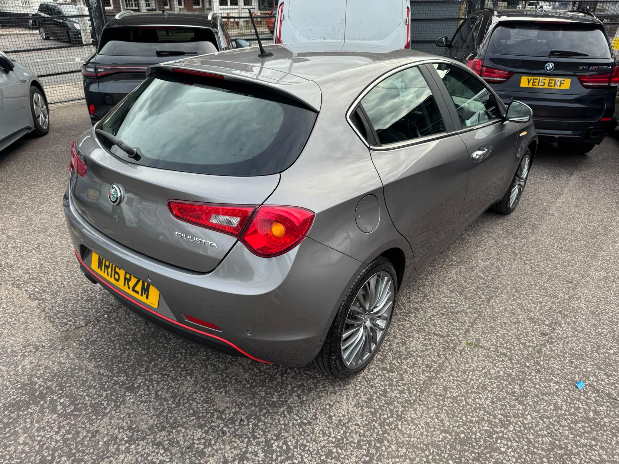 Alfa Romeo Giulietta view 26