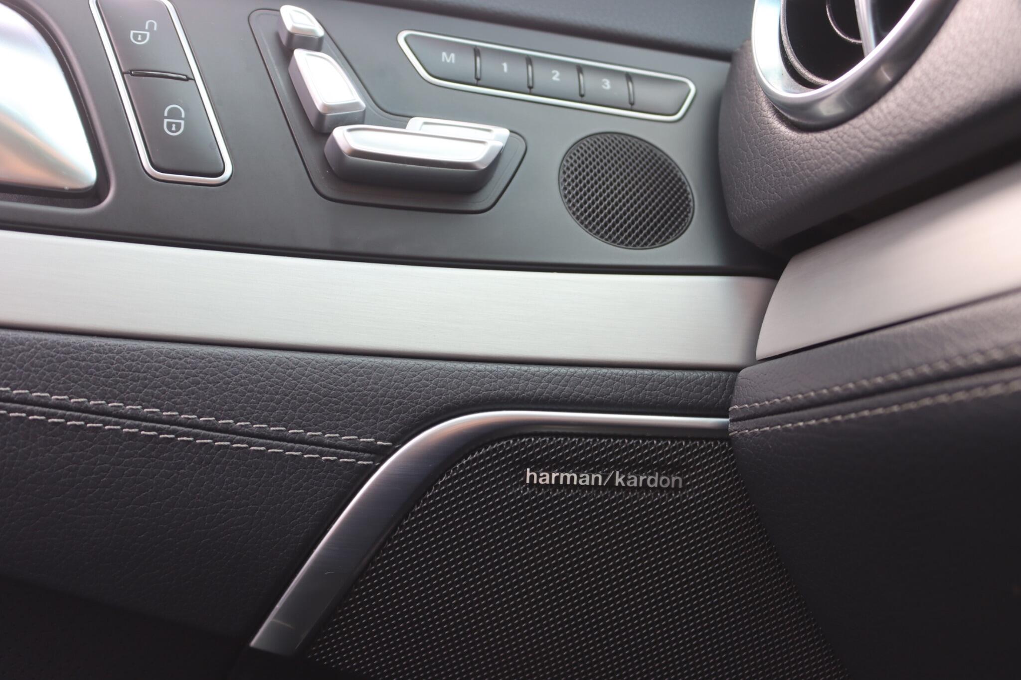 Mercedes-Benz SL view 54