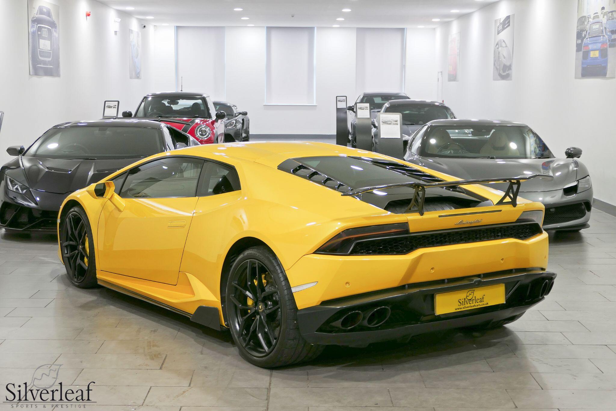 Lamborghini LP 610-4 view 2
