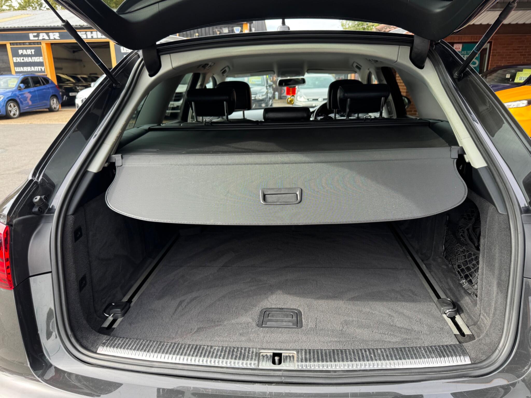 Audi A6 Allroad view 11