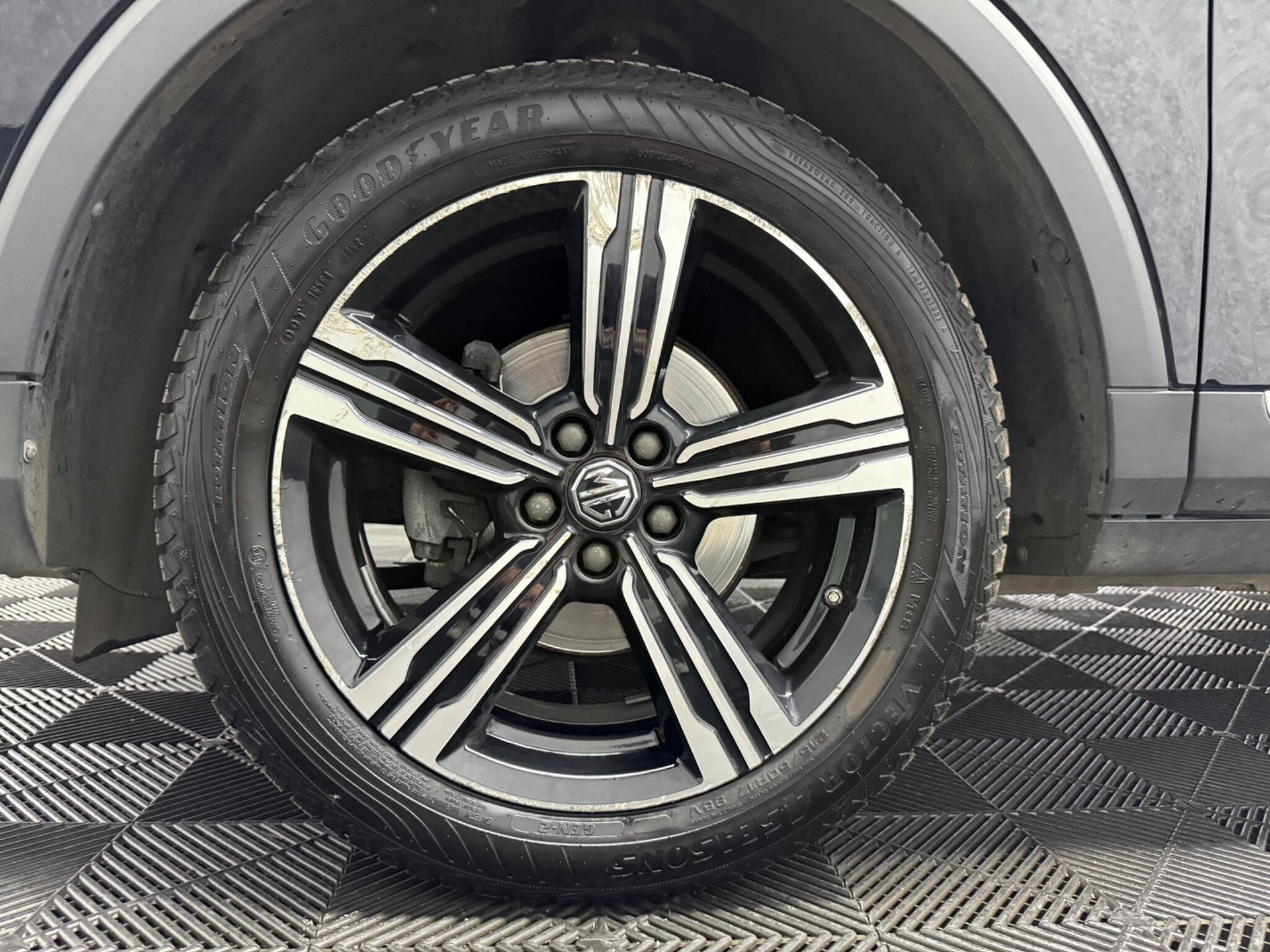 MG MG ZS view 22