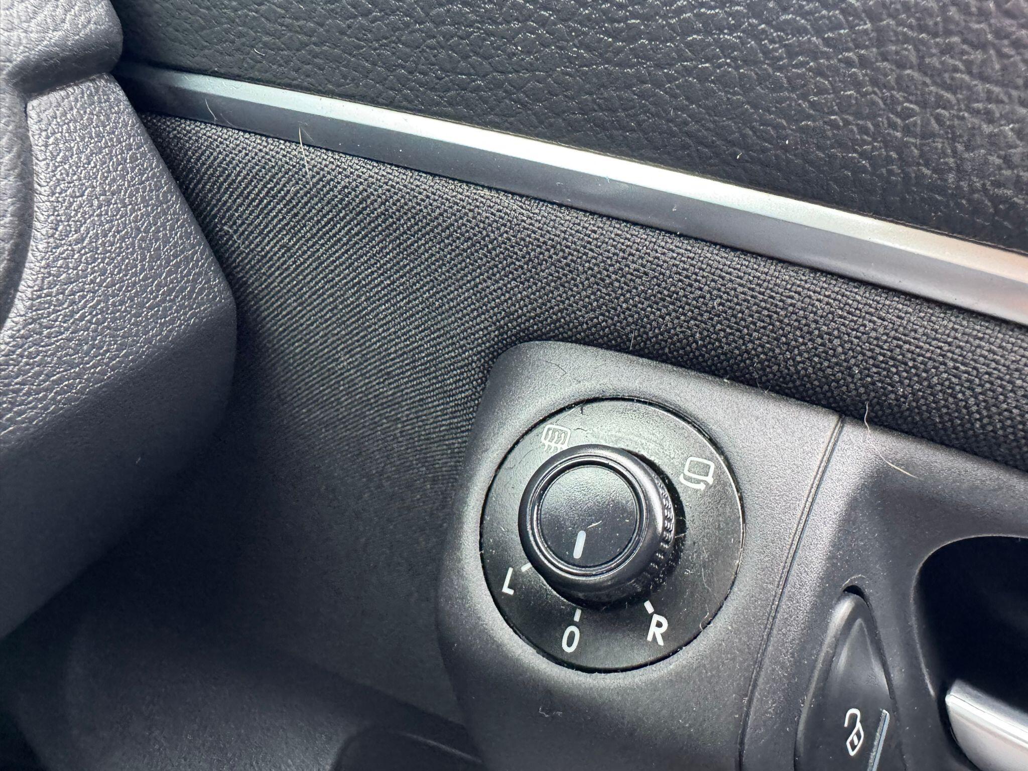 Volkswagen Polo view 51