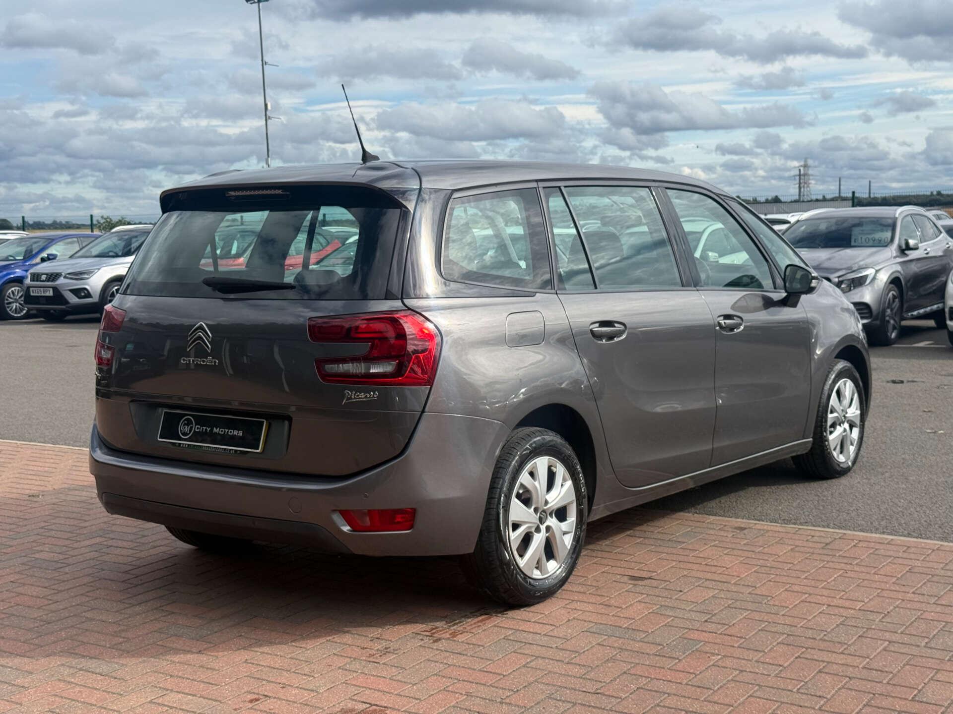 Citroen Grand C4 Picasso view 18