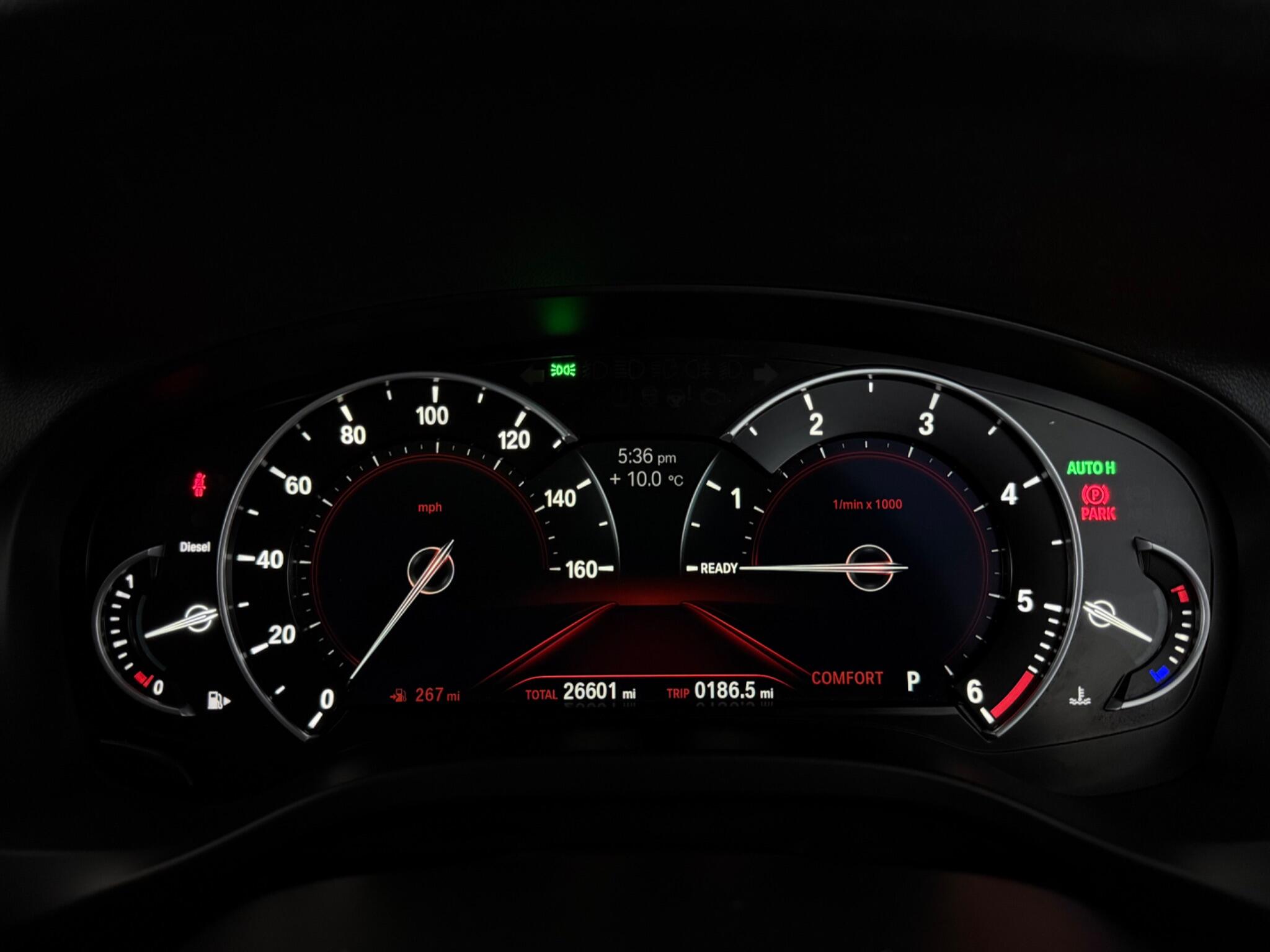 BMW X3 view 16