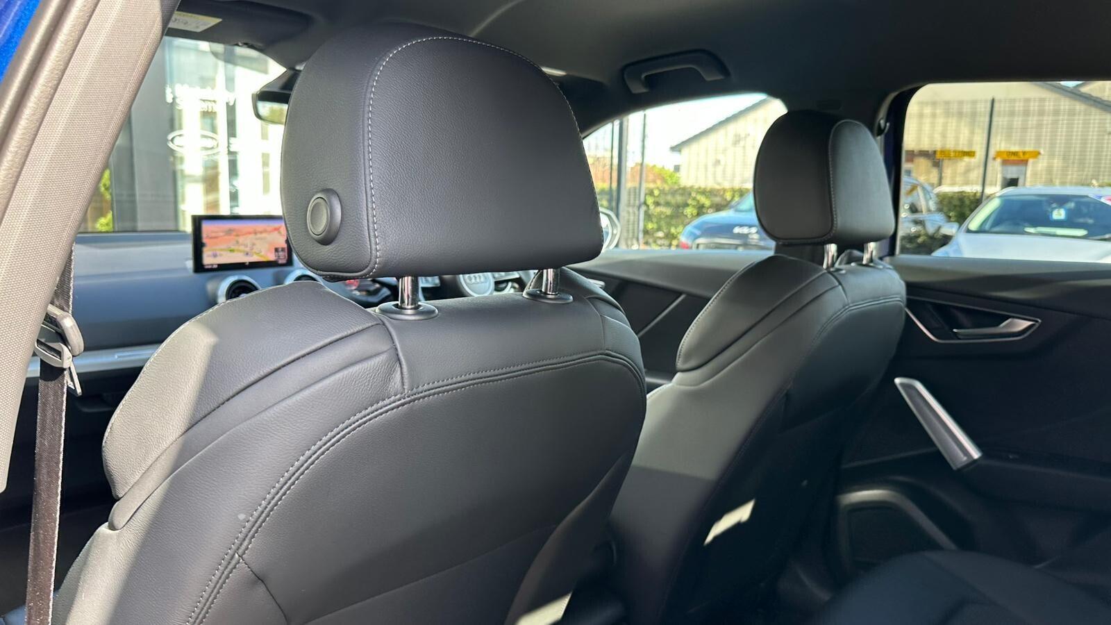 Audi Q2 view 20