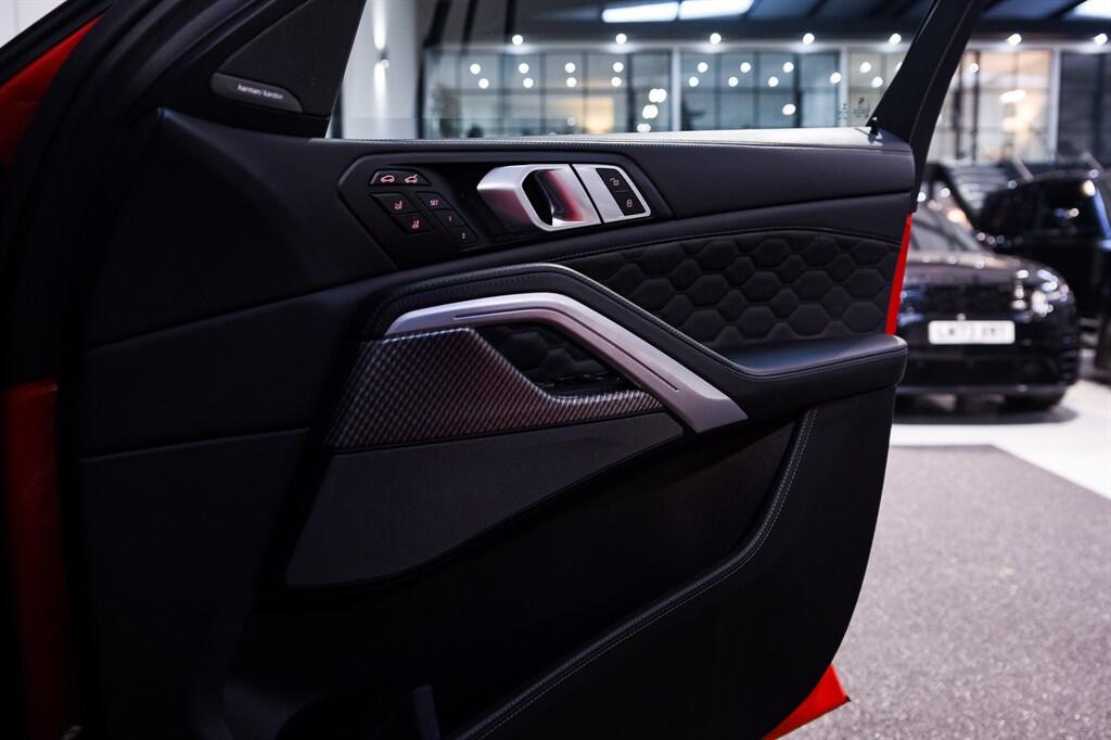BMW X6 M view 46