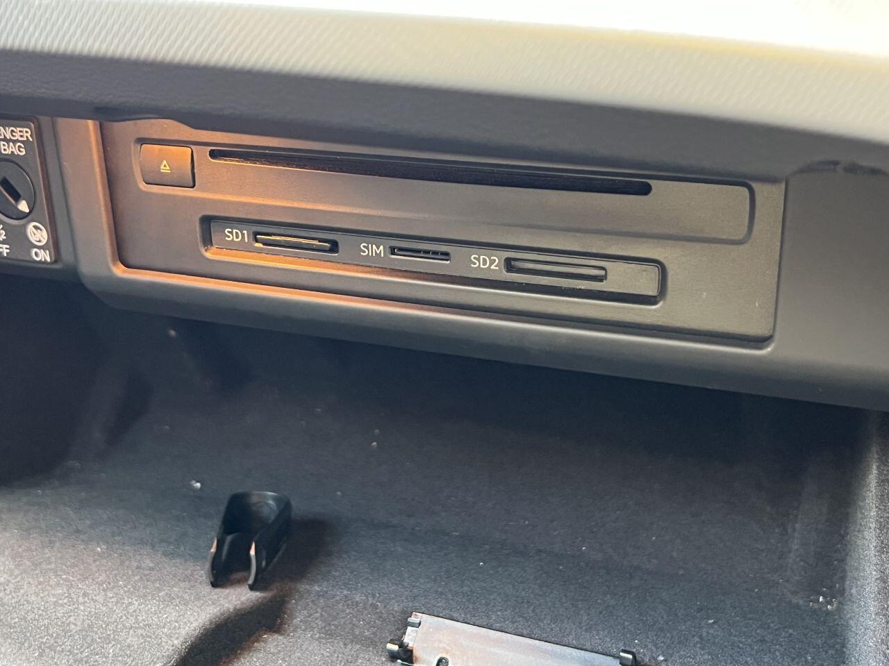 Audi A4 view 42
