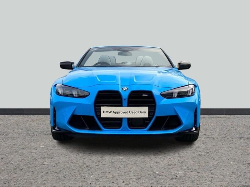 BMW M4 view 16