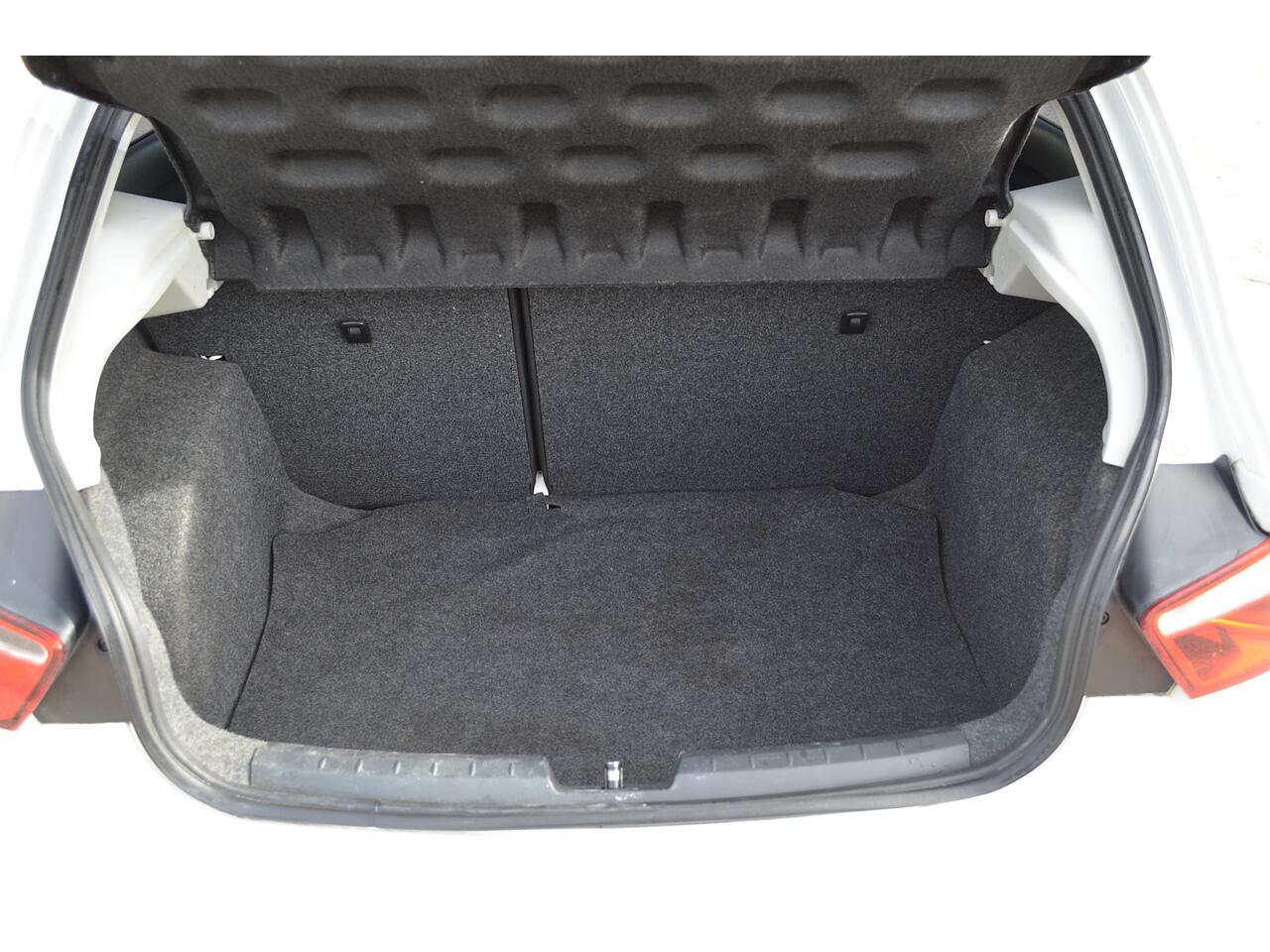 Seat Ibiza view 22