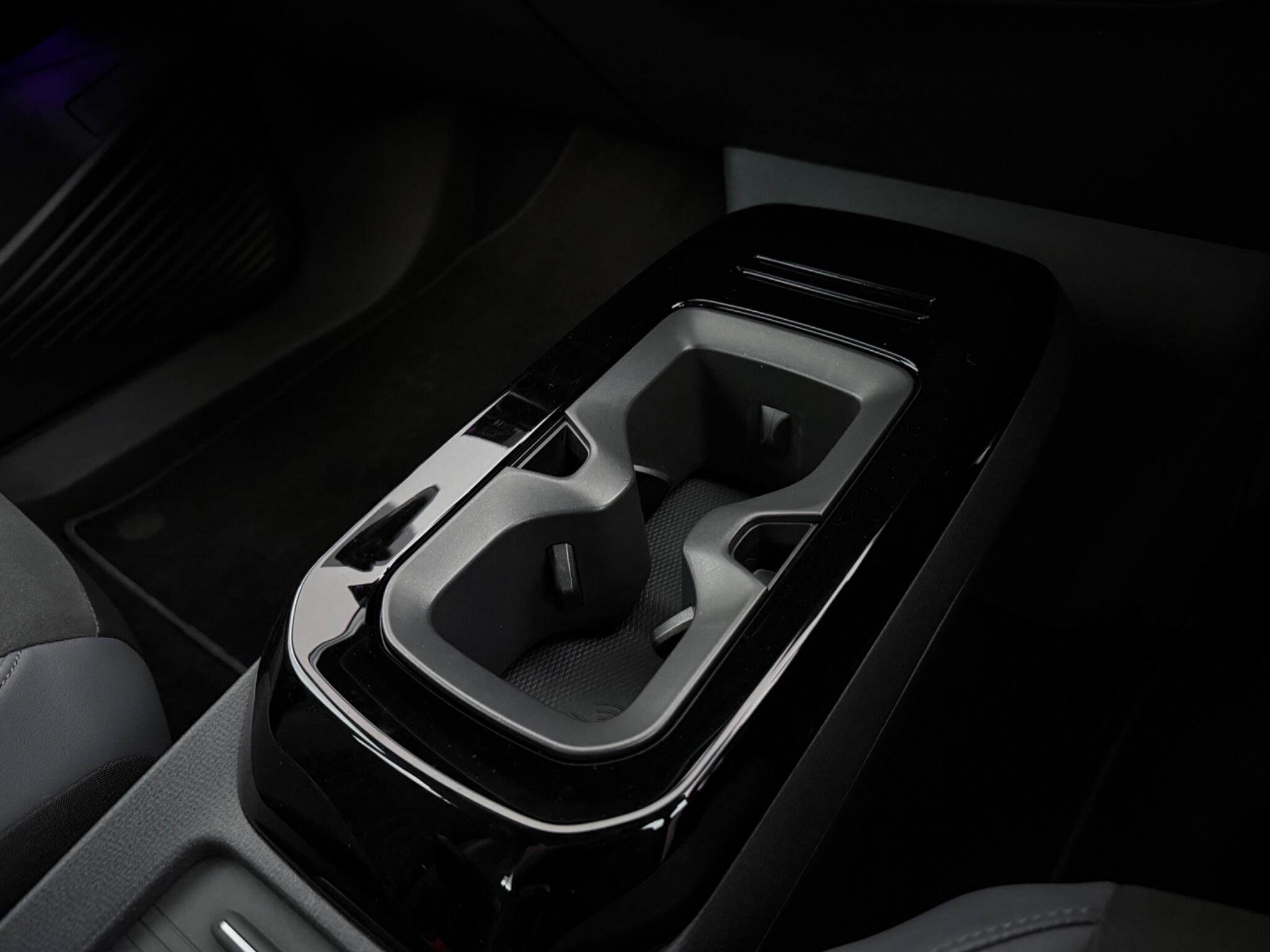 Volkswagen ID.4 view 27