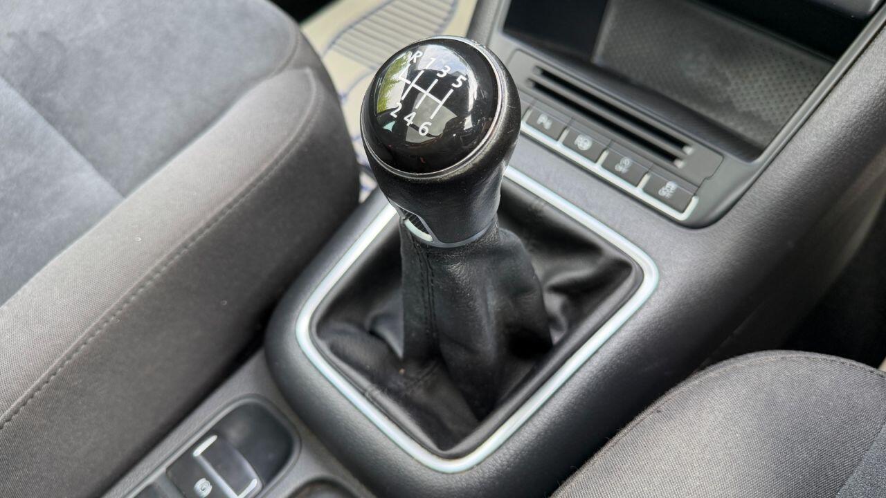 Volkswagen Tiguan view 22