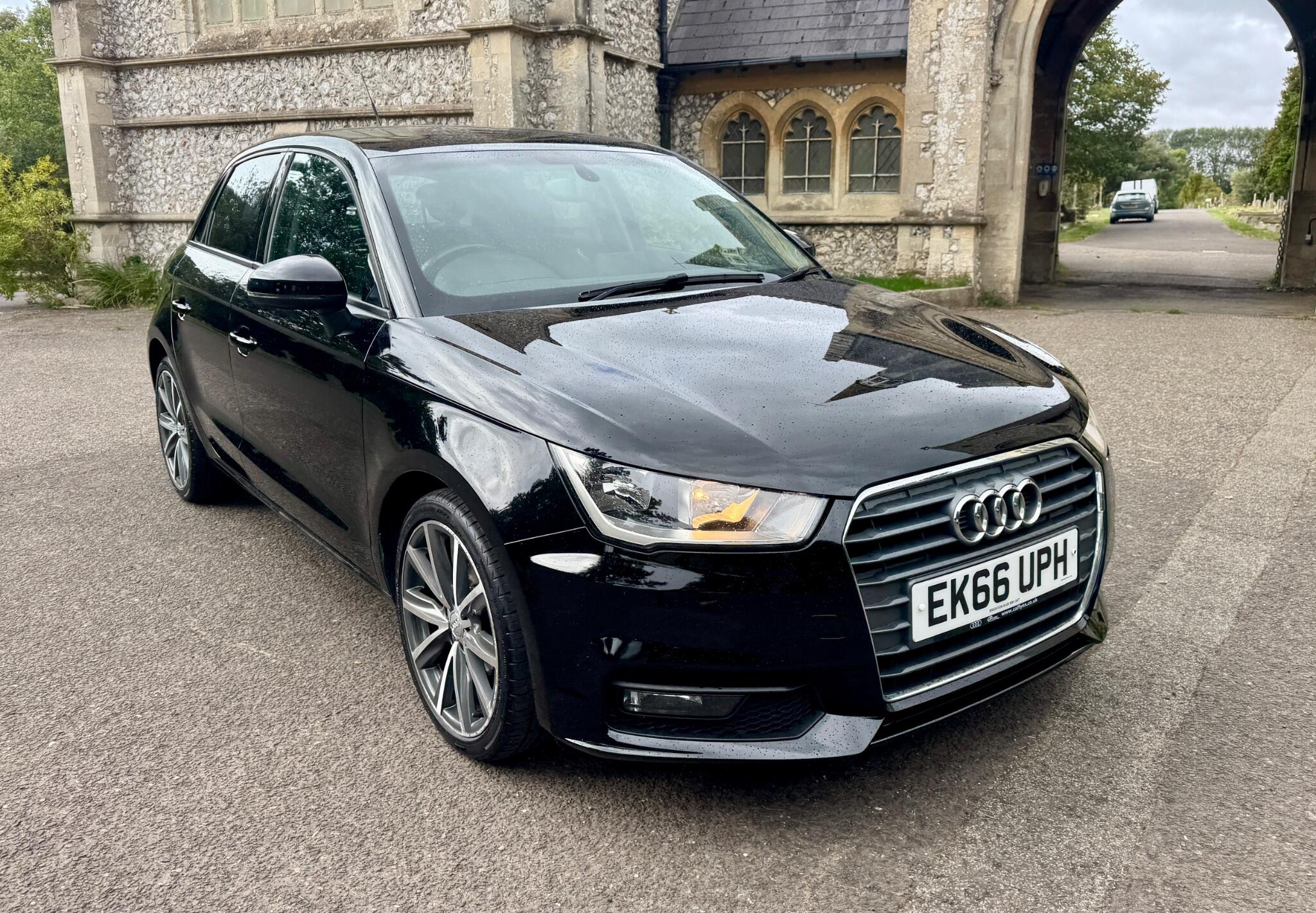 Audi A1 view 6