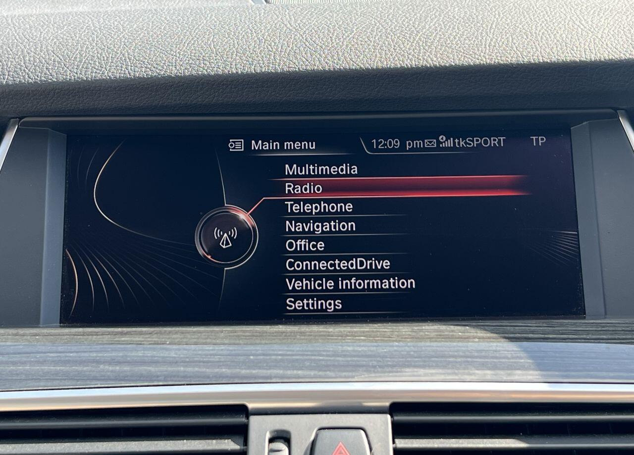 BMW 5 Series view 56
