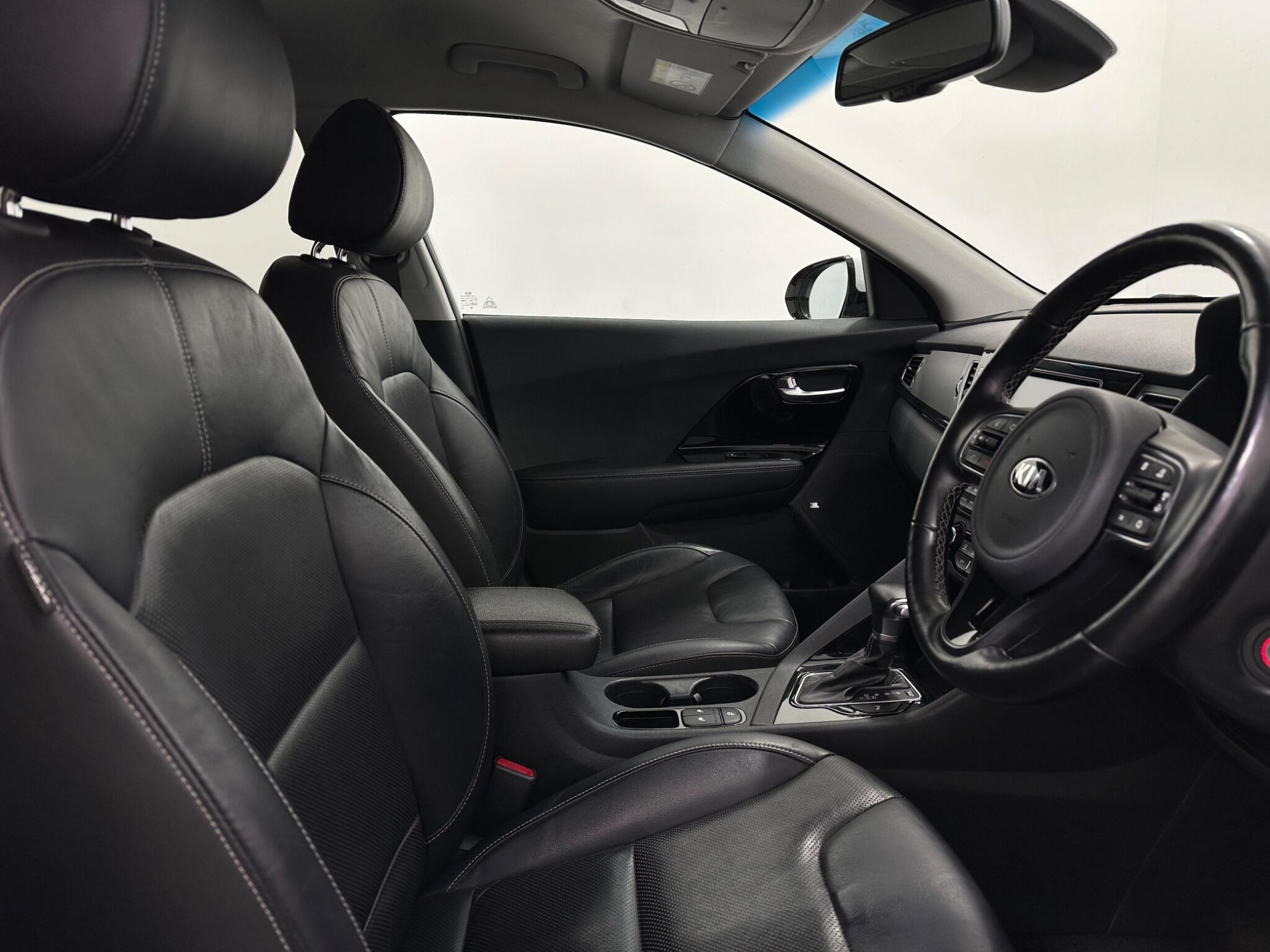 Kia Niro view 32