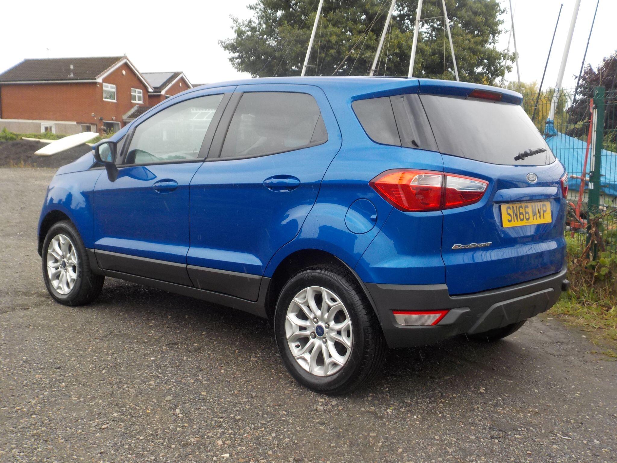 Ford EcoSport 1.5 Zetec 2WD Euro 5 5dr