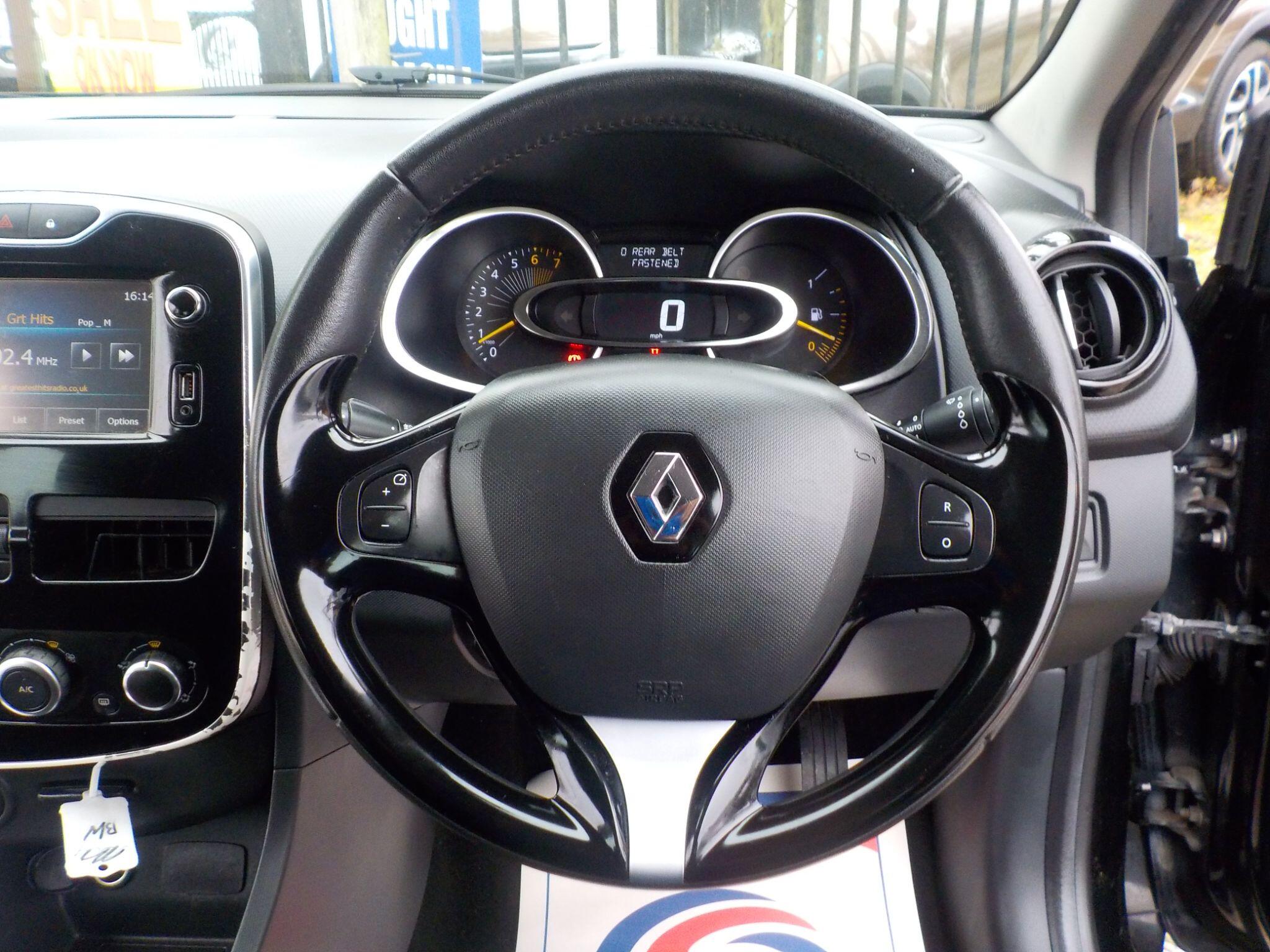 Renault Clio 1.2 16V Dynamique MediaNav Euro 5 5dr