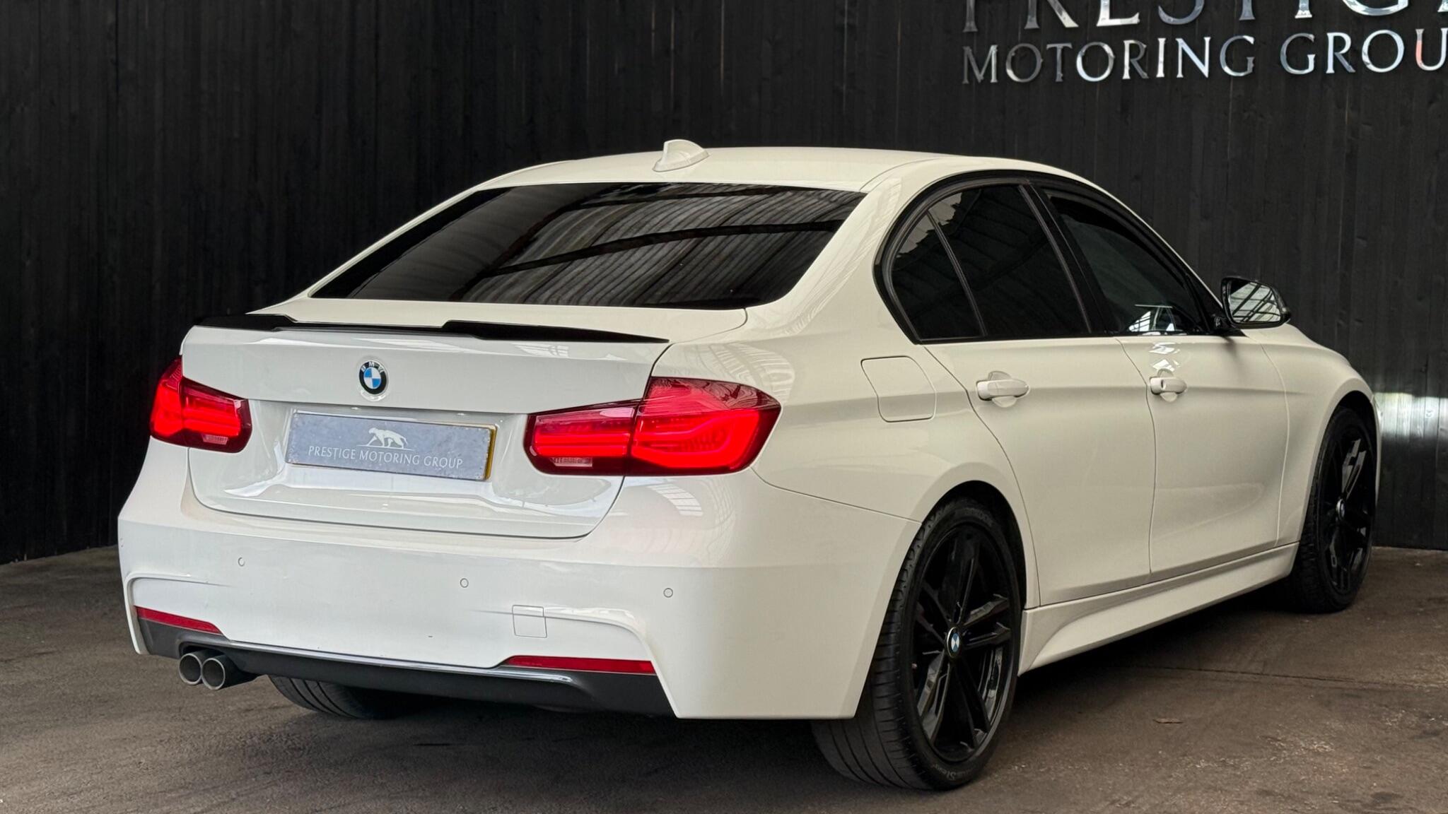 BMW 3 Series view 13