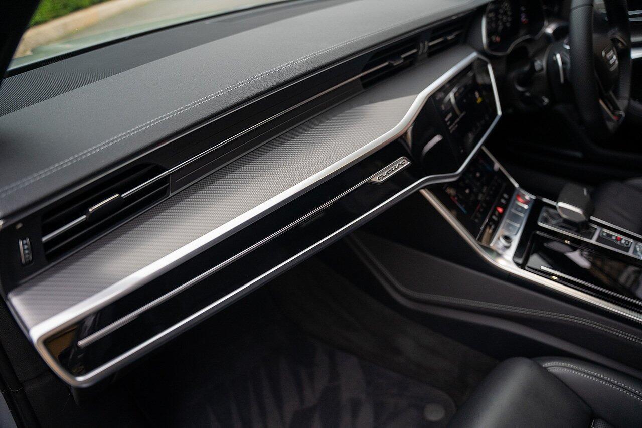 Audi RS6 view 73