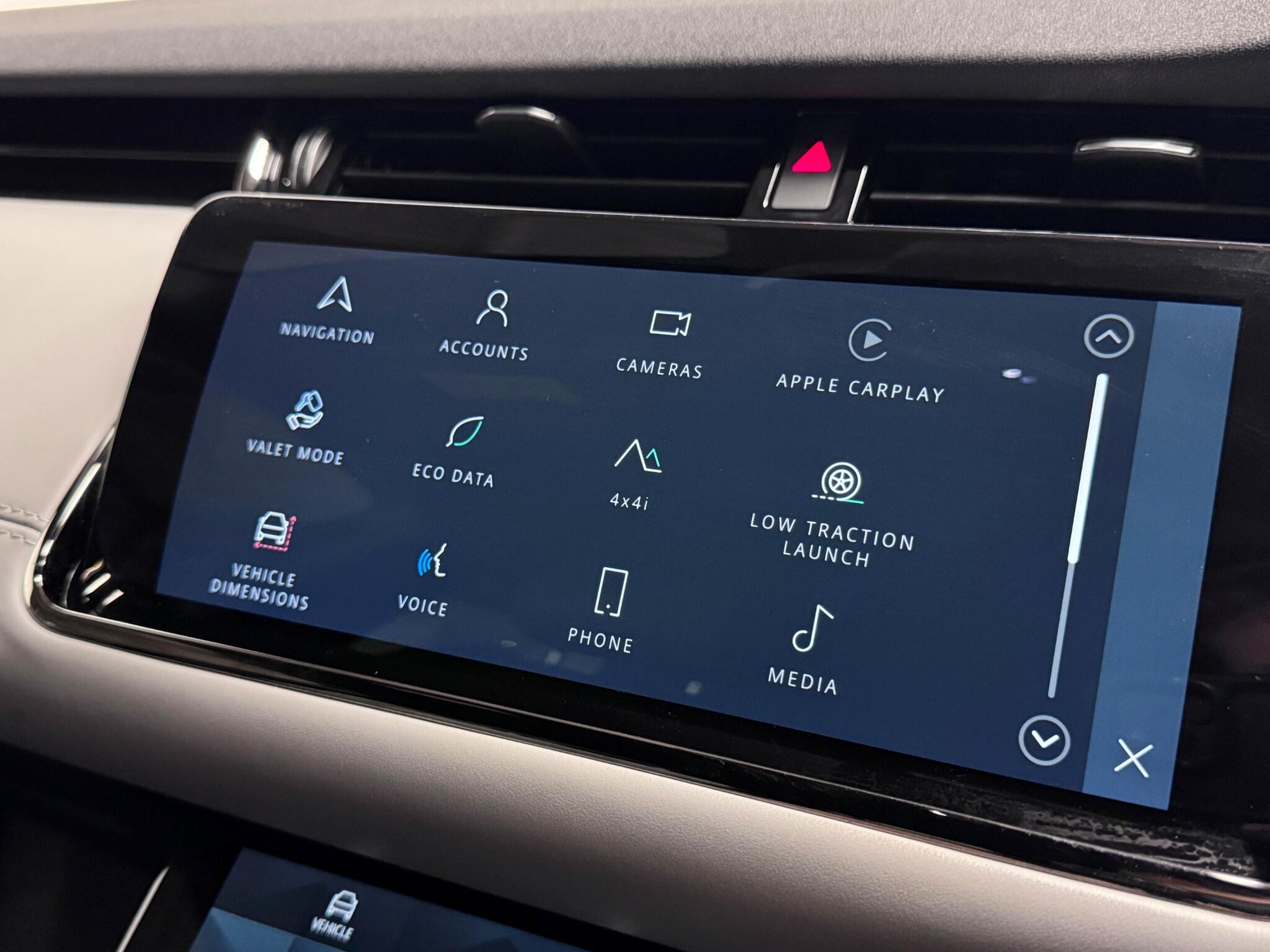 Land Rover Range Rover Evoque view 11