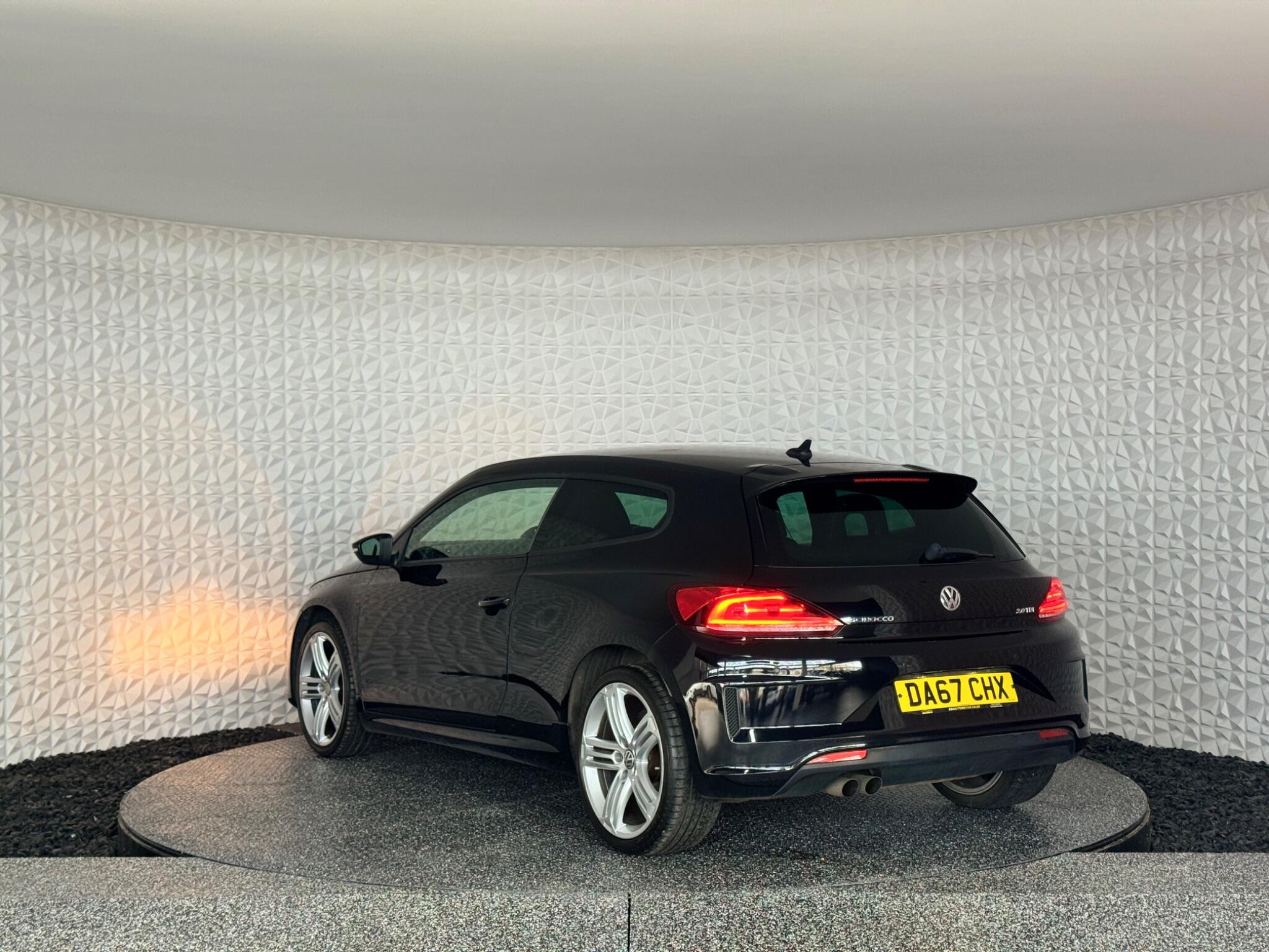 Volkswagen Scirocco view 17