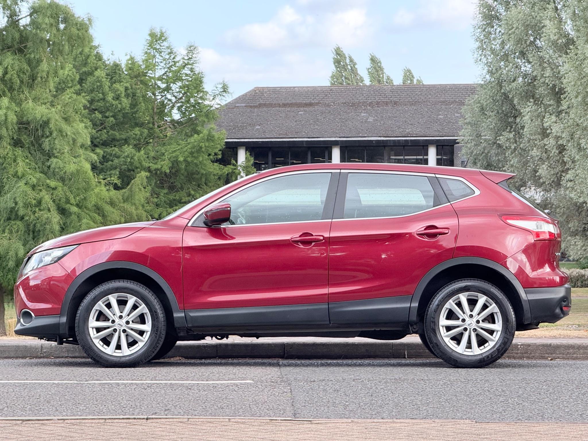 2014 Nissan Qashqai 1.5 dCi Acenta 2WD Euro 5 (s/s) 5dr • 74,950 miles image 6