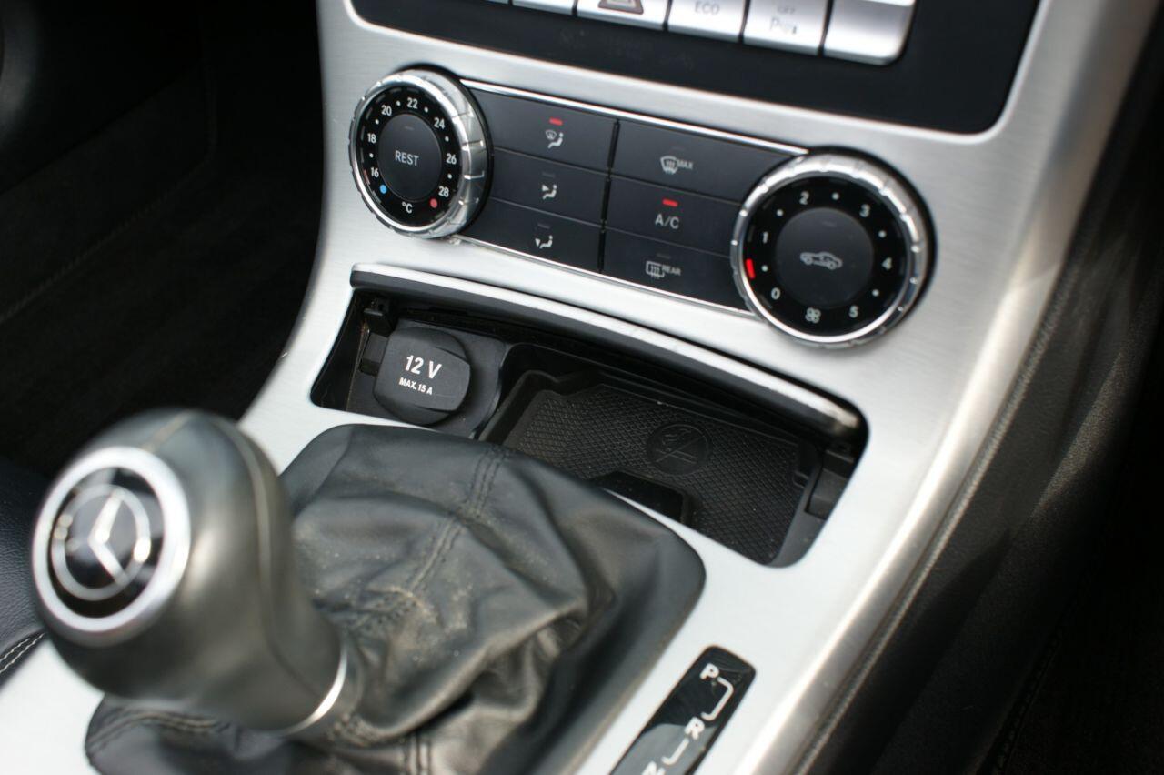 Mercedes-Benz SLK view 44
