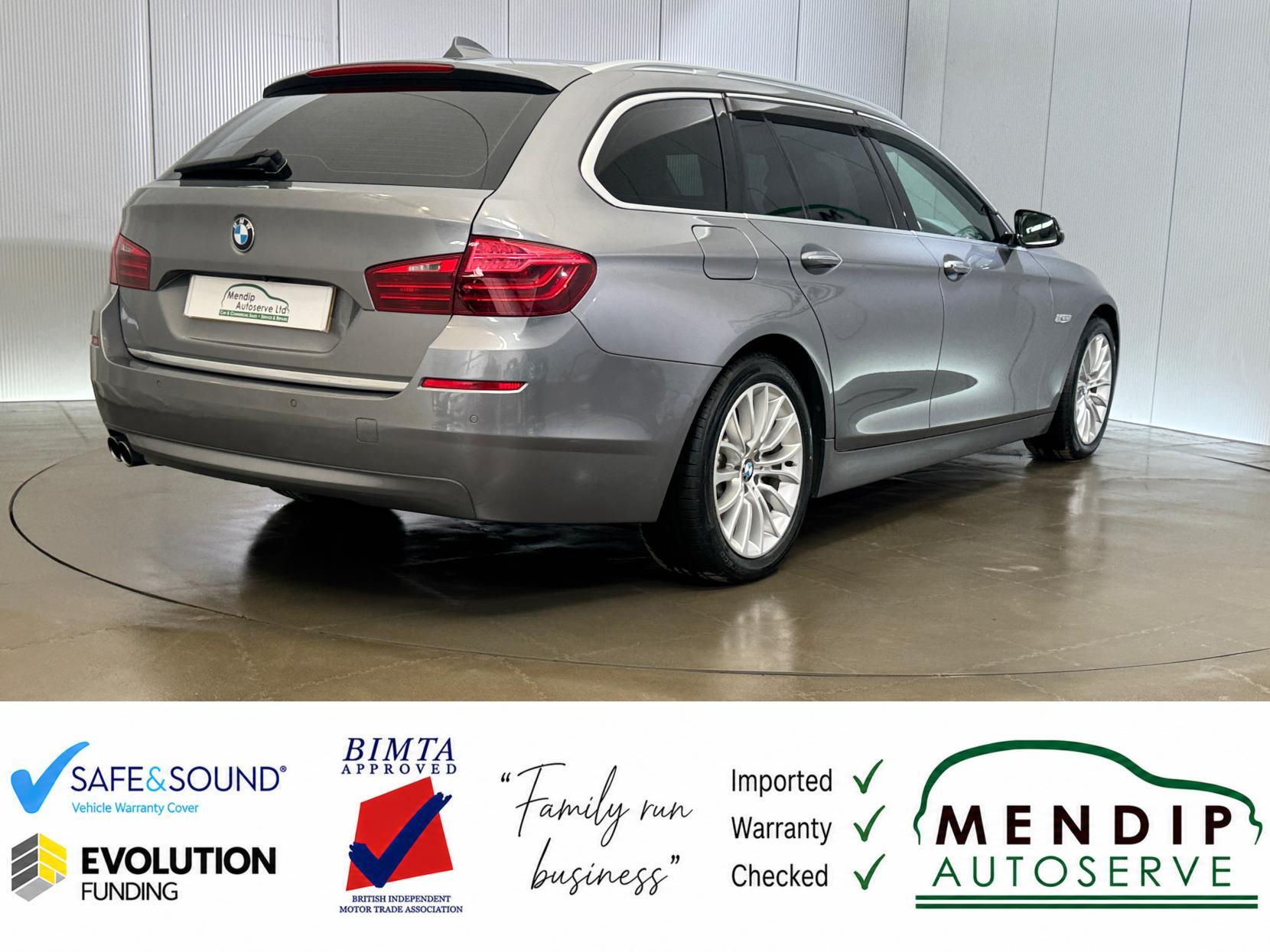 BMW 5 Series view 18