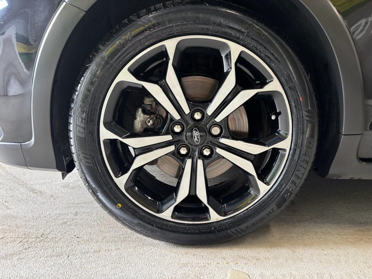 Ford Focus view 10