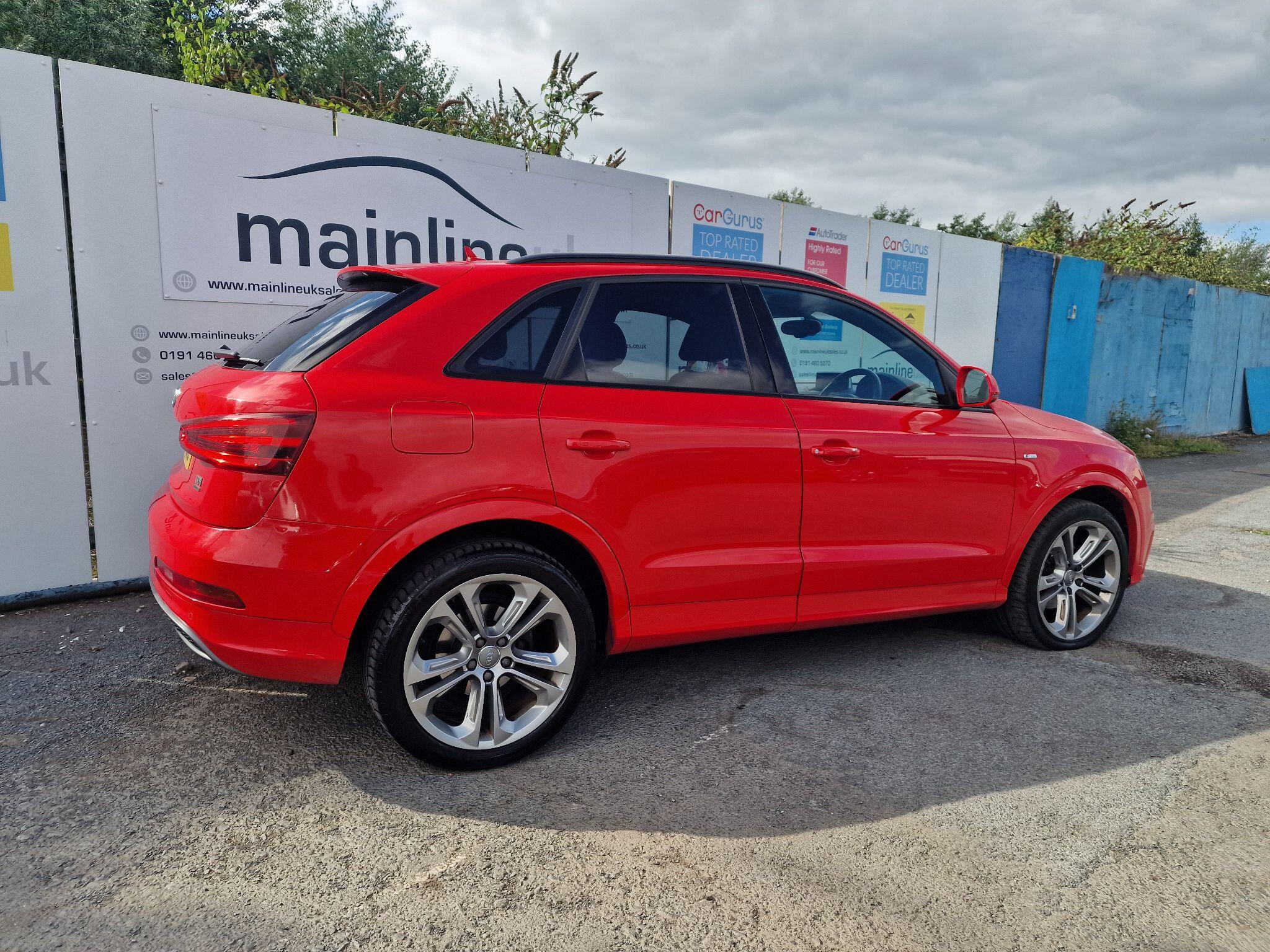 Audi Q3 view 27