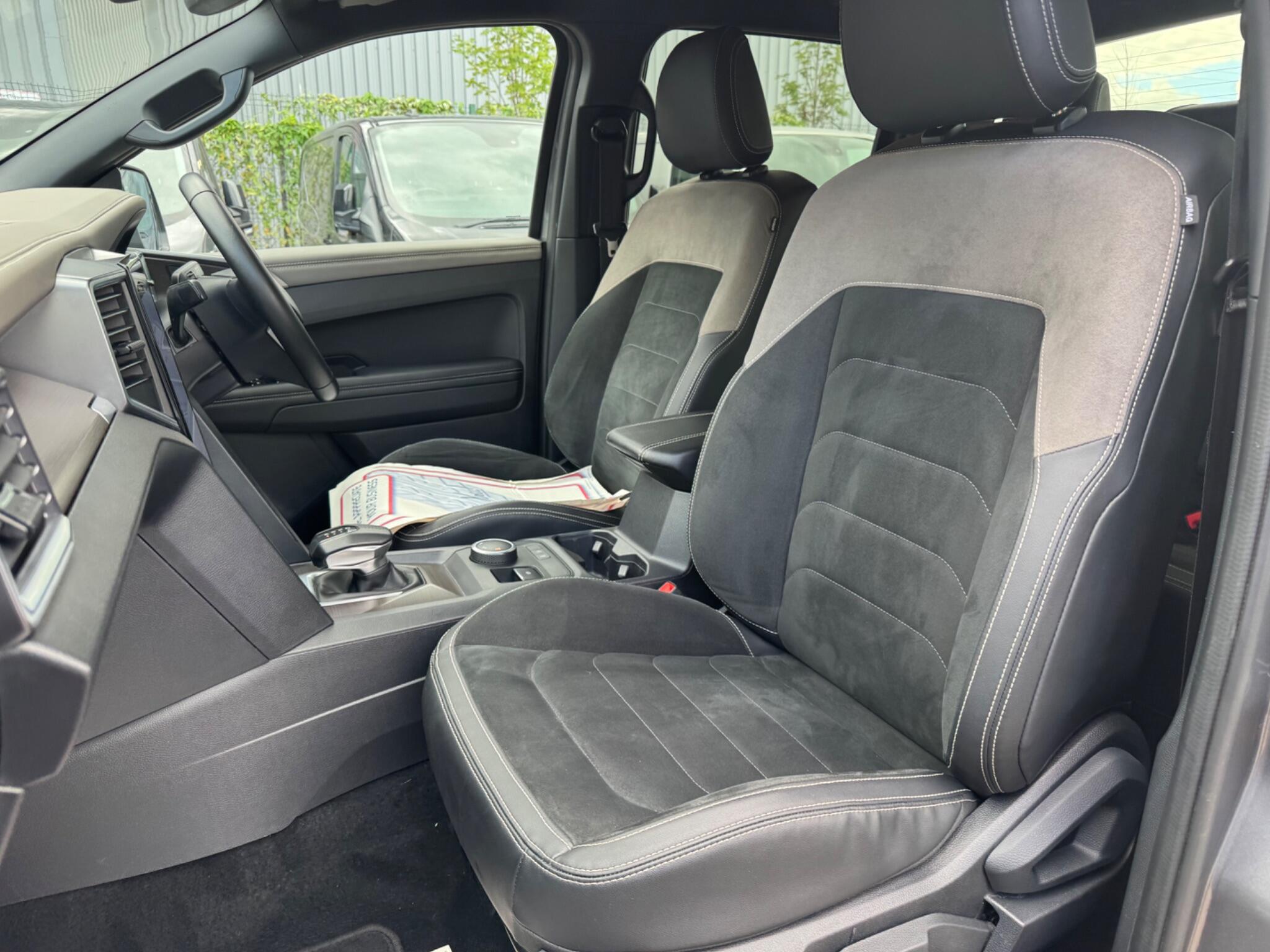 Volkswagen Amarok view 41
