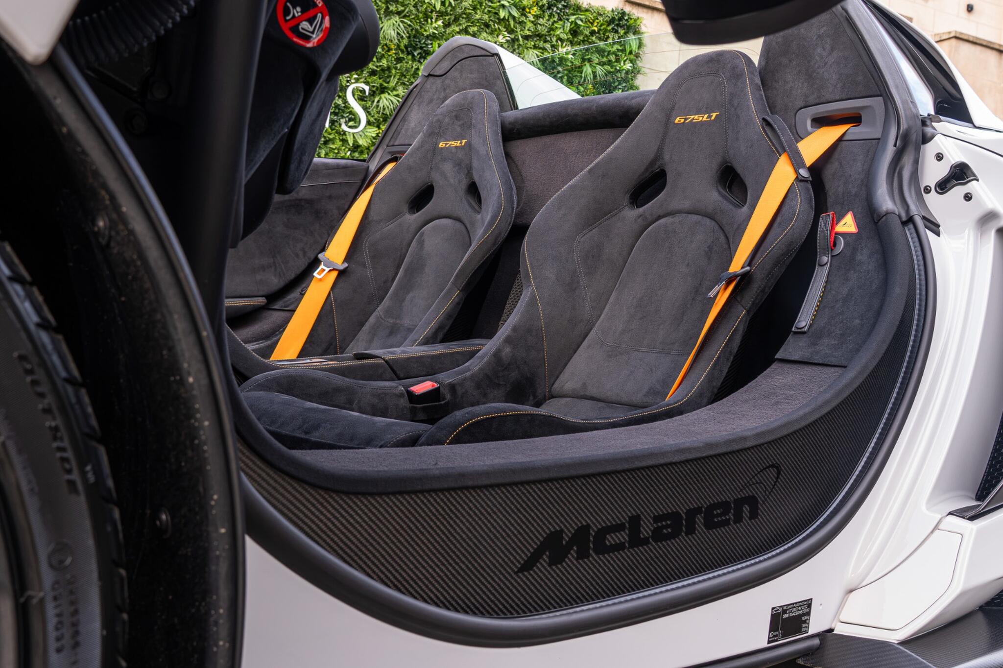 Mclaren 675LT view 28